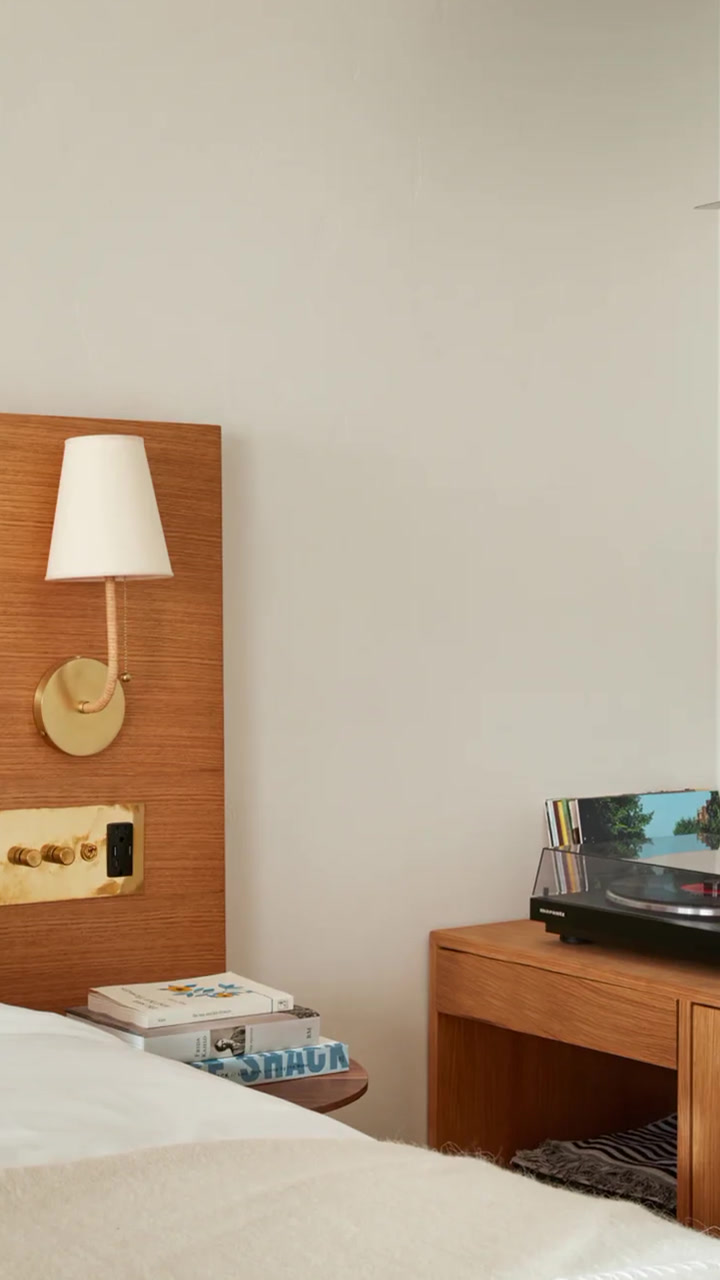 Rooms with a record player
